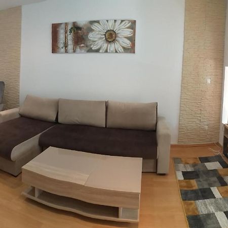 Monik Apartament Sinaia Eksteriør bilde
