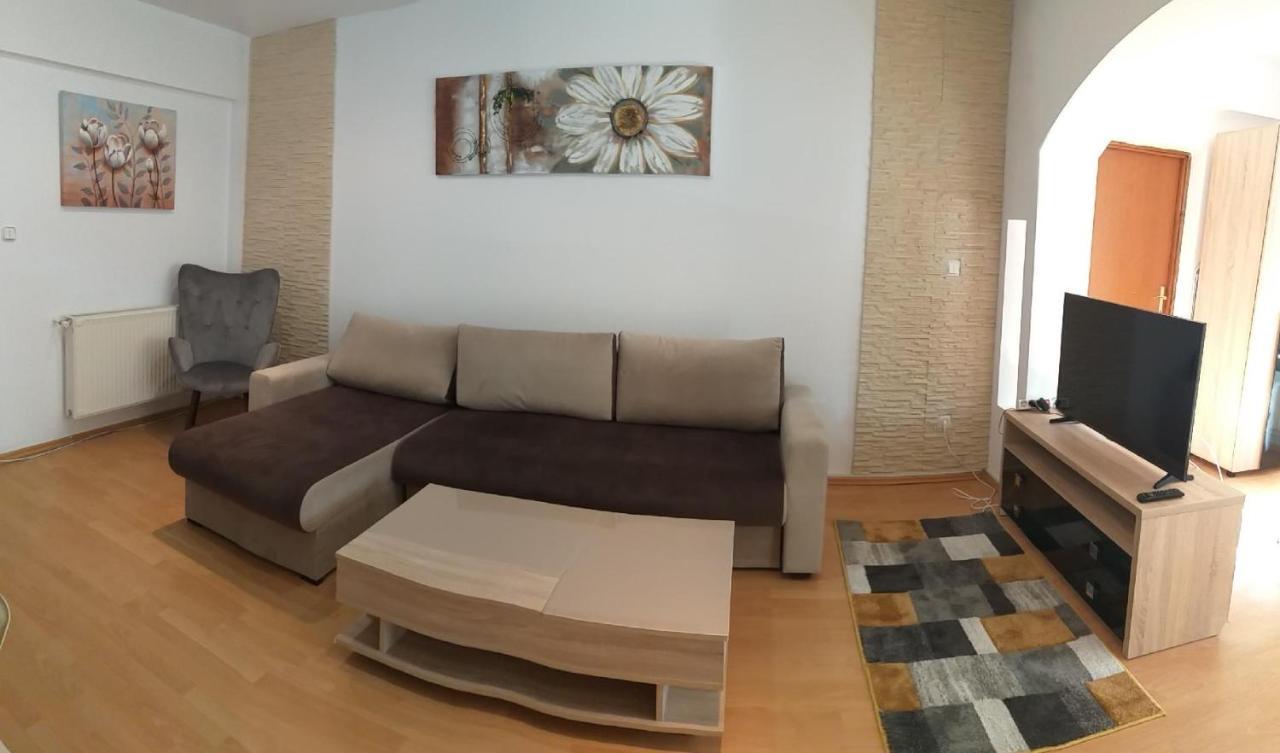 Monik Apartament Sinaia Eksteriør bilde